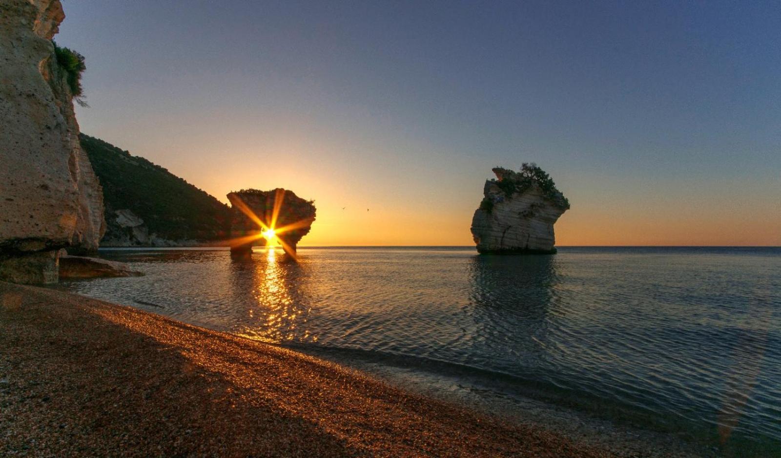 Le Case Di Chri Mattinata Bagian luar foto
